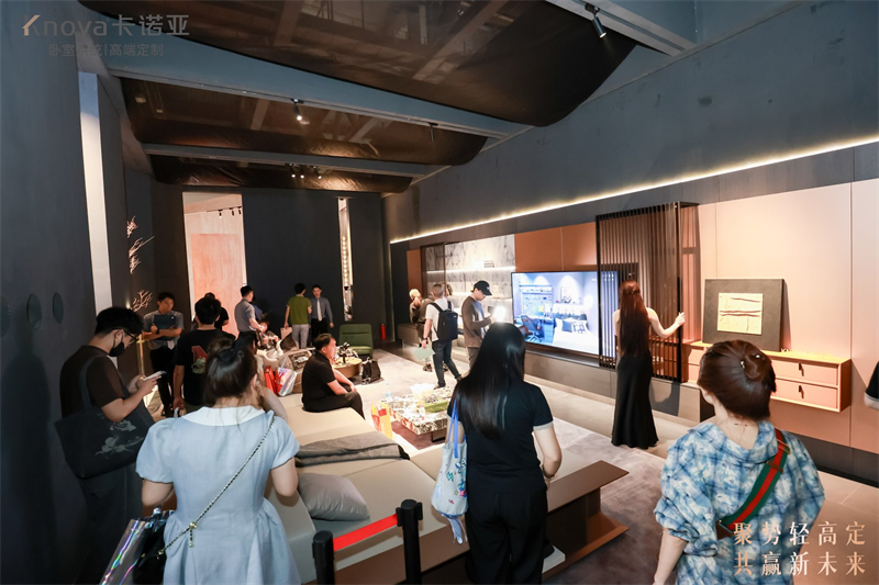 蜜柚APP免费下载曹崇慧：以用户需求为导向定制生活方式，引领轻高定赛道新标杆